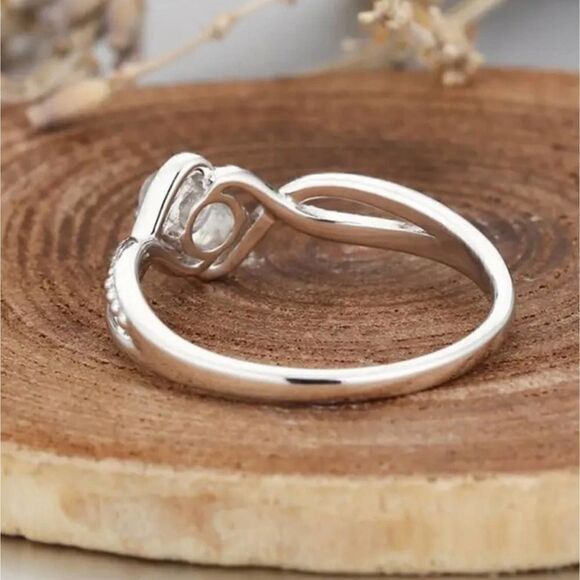 Round Cut Moonstone Ring Female Jewelry Delicate Design Size 7 - Picture 9 of 12